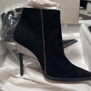 Jimmy Choo boots black never worn (purse listed separately)